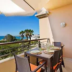 Beach Front Apartment Barracuda Albufeira